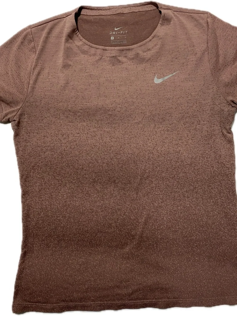 Nike Dri-FIT Women's Short Sleeve Tee in Dusty pink